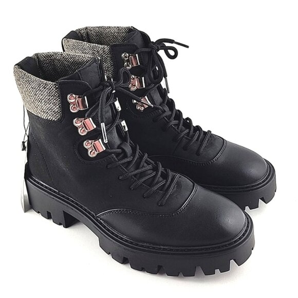 ONLY Betty Women's  Black Lace-Up Faux Leather Ankle Boots Chunky Soles Size 7.5 - Picture 2 of 12